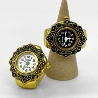Doigt Montres En Gros Or Argent Plaqué Élastique Montre Anneaux Rond Quartz Anneau Montres pour Femmes Hommes
