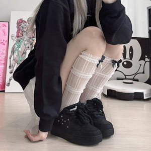 أحذية رياضية عصرية في الشارع للخريف مسامية ومقاومة للارتداء أحذية رياضية سوداء كاجوال للرجال والنساء عشاق أحذية رياضية - Product Image 4