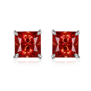 Pendientes de cuarzo con corte princesa cuadrado, chapados en oro y plata, con tachuelas rojas - Product Image 1