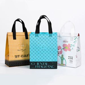 Sac isotherme pliable personnalisé en non-tissé, imperméable, avec poignées, pour livraison de repas, collations et plats à emporter – Vente en gros, économique - Product Image 1