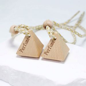 Vente en gros de flacons de parfum pour voiture en verre borosilicate cristallin, dégradé de couleurs, à suspendre, avec bouchon en bois et décalcomanie, 6 ml - Product Image 2