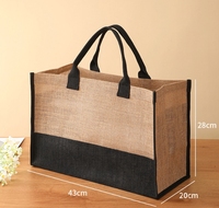 Sacs fourre-tout personnalisables en toile laminée mate pour femmes Accessoire parfait pour les cadeaux de demoiselles d'honneur de mariage en jute durable