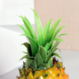 <span class=keywords><strong>Faux</strong></span> <span class=keywords><strong>ananas</strong></span> de fruits artificiels réalistes pour la décoration de fête de table d'armoire à la maison pour Halloween et Noël - Product Image 4