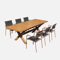 Ensemble de table à manger extérieure moderne en métal pour restaurant et hôtel avec un design écologique résistant aux UV