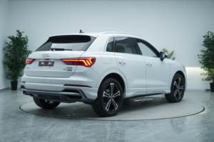 En stock : <span class=keywords><strong>Audi</strong></span> <span class=keywords><strong>Q3</strong></span> 35 <span class=keywords><strong>TFSI</strong></span> d'occasion 2021, prête à partir. - Product Image 4