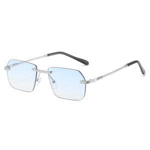 แว่นกันแดดทรงทันสมัยปี 2026 แบบปรับแต่งได้ แว่นกันแดดไร้กรอบขนาดเล็ก ป้องกันรังสียูวี 400 ทรงเหลี่ยม แว่นกันแดดไร้กรอบกรอบเล็กขายส่ง - Product Image 3