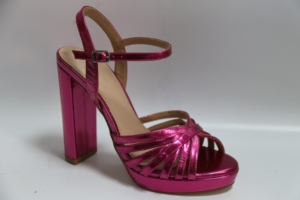 Nuovi <span class=keywords><strong>Sandali</strong></span> da Donna alla Moda <span class=keywords><strong>con</strong></span> Plateau e <span class=keywords><strong>Tacco</strong></span> Alto, Comodi <span class=keywords><strong>con</strong></span> Chiusura Slip-On, Caratteristiche Morbide e Cinturini Luccicanti - Product Image 3