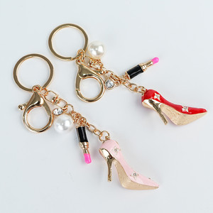 LLavero de tacones altos de Metal con diamantes de imitación a la moda personalizado llavero de chica bonita de lujo con diamantes - Product Image 6