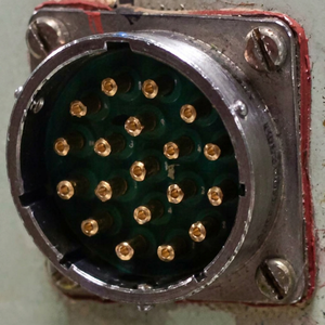 ZH8525 10N22B19GPNH ซ็อกเก็ตแบบวงกลม 19 พิน พร้อมตัวล็อคแบบ Bayonet ป้องกันน้ำสำหรับงานอุตสาหกรรม พร้อมฉนวนโลหะ สำหรับเชื่อมต่อสายไฟ - Product Image 1