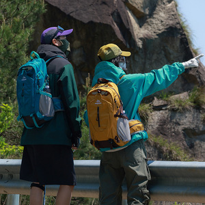 Sac à dos de voyage extérieur en nylon imperméable de haute qualité avec boucle à fermeture éclair, durable, pour la randonnée, l'alpinisme et le camping - Product Image 4