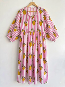 Robe longue rayée bleue pour femme avec imprimé floral citron et manches longues, idéale pour les vacances d'été et un style décontracté. - Product Image 5
