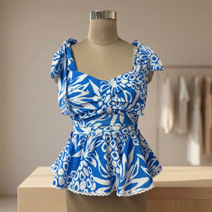 Top corto con peplum y estampado de piña para mujer con tirantes que se ajustan a la medida - Product Image 1