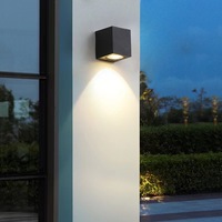 Lampu Dinding Luar Ruangan LED Aluminium Cor Ip65 Tahan Air Anti Karat Lampu Villa Taman Teras Fasad