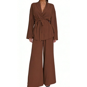 Blusa de Mujer <span class=keywords><strong>con</strong></span> Cuello en V, Mangas Largas Elegantes y Detalle de Lazo, Combinada <span class=keywords><strong>con</strong></span> Pantalones Anchos Elegantes - Conjunto de 2 Piezas Sehe Fashion - Product Image 2