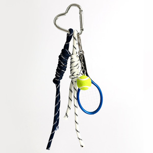 <span class=keywords><strong>Sac</strong></span> de corde de tennis sur le thème du sport fait à la <span class=keywords><strong>main</strong></span> breloque nouveauté porte-clés en cuir PU avec pendentif suspendu pour <span class=keywords><strong>sac</strong></span> à <span class=keywords><strong>main</strong></span> accessoires de sport - Product Image 6