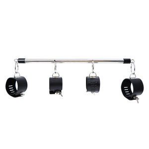 Fabricante de juguetes para adultos que utilizan esposas y grilletes para piernas de tubo de acero inoxidable, desmontables y fijos. Venta al por mayor. - Product Image 1
