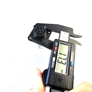 Miller-Panel eléctrico de 4 pines 048282, Kit de servicio con 4 pines Amp, conectores de plástico hembra montados en Panel - Product Image 6