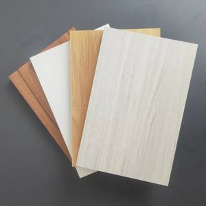 ENFE0 panneau de contreplaqué de peuplier écologique de 15 ~ 18mm excellente résistance à l'usure et aux rayures sans vides - Product Image 2