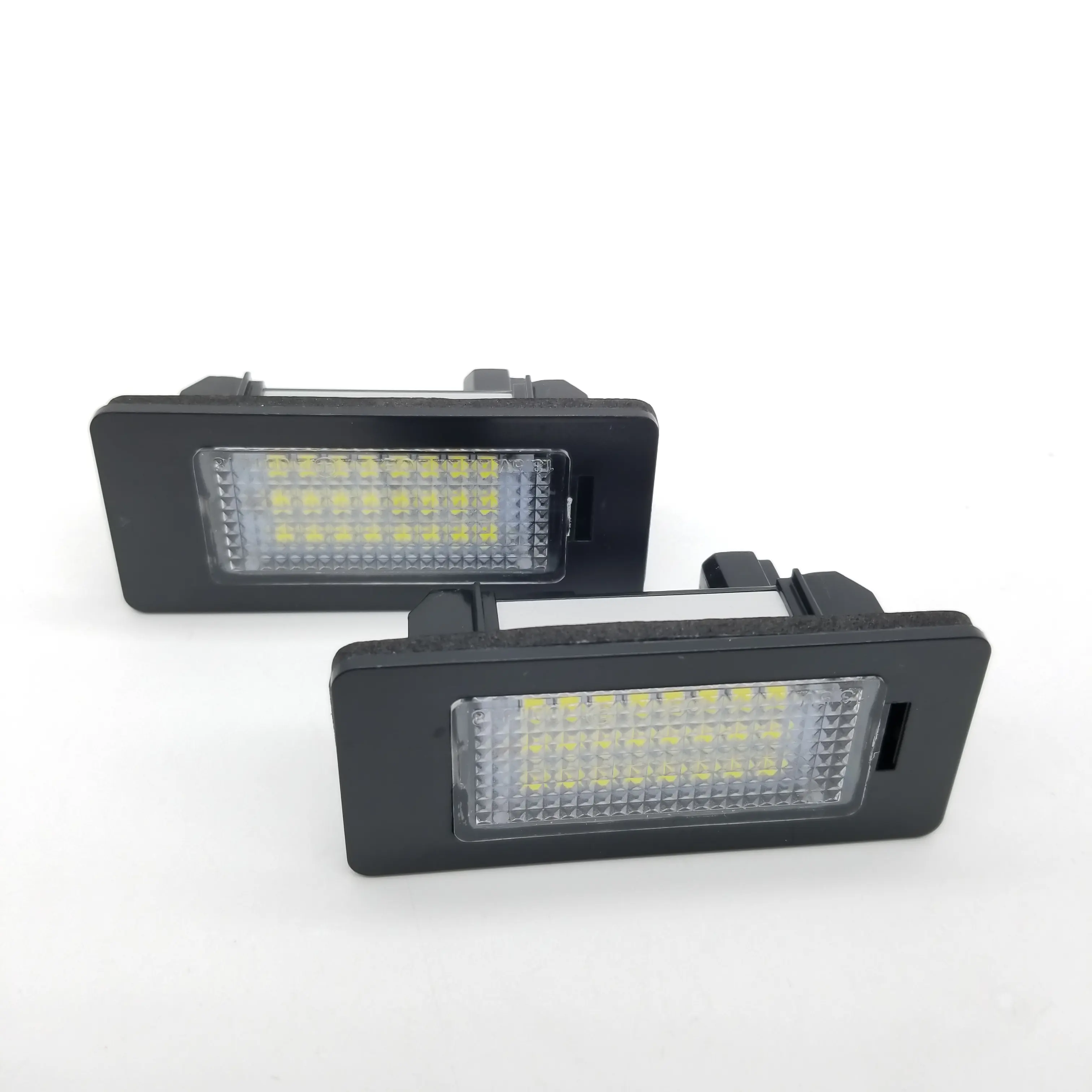 Wholesale 12V LED License plate Light for BMW E39/E82 Coupe/E88 2D Cabrio/E46 M3 CSL 2D Coupe