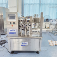SPX Offre spéciale Deux buses Stand up sac liquide remplissage Machine à sceller huile jus lait Machine de remplissage noyau moteur composant