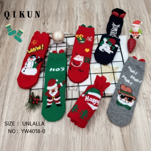 Calcetas de Navidad con Rabito de Piel de conejo calzino para Navidad con Diseño de Conejo - Product Image 1