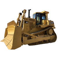 Bulldozer sur chenilles Caterpillar CAT D9R d'occasion, d'origine japonaise, en bon état, grand bulldozer pour l'exploitation minière et les travaux de terrassement.
