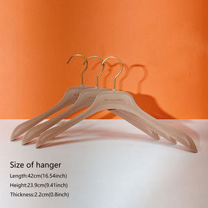 Cintres personnalisés en velours durable avec crochet rond doré Mannequins de veste habillée et de manteau peu encombrant - Product Image 2