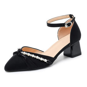 Escarpins noirs à bout pointu avec décorations perlées, talon épais, chaussures habillées pour femmes, élégantes avec bride à boucle, style tendance - Product Image 1