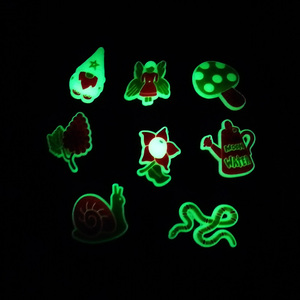 HYB kuaji รองเท้าออกแคมป์รูปผีเสื้อสำหรับฤดูใบไม้ร่วงและใบไม้ร่วงของตกแต่งรองเท้ากลางแจ้งนำ2D มีเสน่ห์ของดีไซเนอร์รองเท้าตามสั่งที่มีสเน่ห์ - Product Image 4