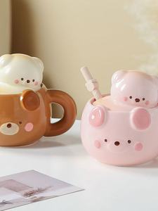 Taza de cerámica de oso acogedor con tapa, pajita y platillo, taza de café con diseño de Animal bonito para mujeres y niñas, regalo para parejas - Product Image 4
