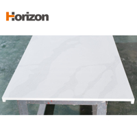 Fabricant chinois de dalles de comptoir en pierre de quartz blanc Calacatta, surface brillante pour plan de travail de cuisine