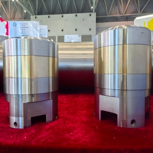 スプリング式3リングパンチ - Product Image 1