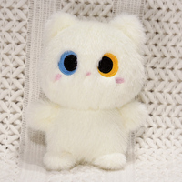 Vente chaude en peluche grands yeux petit chat poupée Animal en peluche décoration de la maison enfants cadeau d'anniversaire doux debout Mini chat poupée