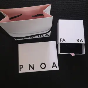 Manufacturers Wholesale High Quality New Bracelet Box Charm Ring Box White Tote Bag Suitable For Pandora Box Set