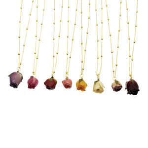 Miglior regalo per lei resina Epossidica naturale fatto a mano Reale Nascita Fiore rosa bocciolo di rosa della collana di amore - Product Image 1