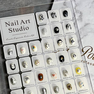 Support d'affichage vertical haut de gamme en acrylique pour échantillons de vernis à ongles, présentoir de luxe transparent pour nail art - Product Image 1