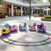 Train de centre commercial attrayant, structure en plastique et acier, 5 places, télécommande manuelle détachable avec vitesse réglable