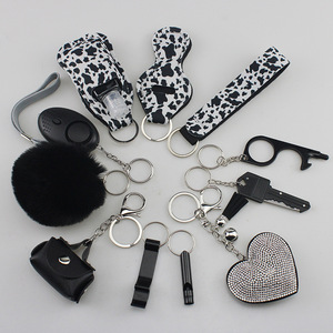 Ensemble <span class=keywords><strong>de</strong></span> porte-clés essentiels rouges pour femmes, <span class=keywords><strong>kit</strong></span> quotidien complet avec alarme, pompon, porte-désinfectant et plus encore - Product Image 6