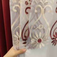 Lot de 4 rideaux de luxe brodés avec rideaux unis, voilages et pompons assortis – Vente en gros directe usine
