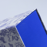Boîte cadeau rigide personnalisée en toile bleue avec impression dorée, matériaux recyclés, emballage mat de luxe pour parfums, cosmétiques haut de gamme