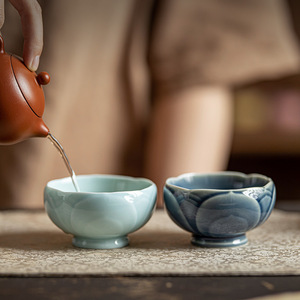 Tasse à thé en céramique Lotus, design chinois traditionnel, service à thé Kung Fu, tasse individuelle pour le thé de l'après-midi - Product Image 4