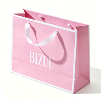 Sacs en papier cadeau rose avec logo personnalisé, sacs en papier avec poignée en satin de plusieurs tailles pour les magasins de vêtements