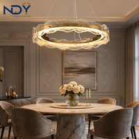 Lustre moderne de luxe en cristal, lampe suspendue en verre à effet d'ondulation, plafonnier LED doré pour salle à manger de villa