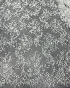 Ciglia di moda da sposa <span class=keywords><strong>francese</strong></span> Alencon tessuto di <span class=keywords><strong>pizzo</strong></span> con filo nero Chantilly <span class=keywords><strong>per</strong></span> la signora abiti da sposa tovaglia tenda - Product Image 5