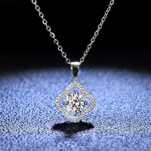 1 Carat Moissanite 925 Sterling Silver Choker Yellow Gold Moissanite Stone Pendant Necklace Wedding 4 Leaf Clover Necklace