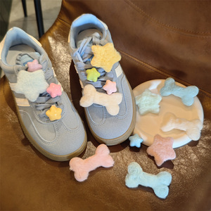 En gros, décorations mignonnes en peluche en forme d'étoile pour chaussures, boucles de lacets haut de gamme, accessoires floraux pour chaussures de sport - Product Image 1