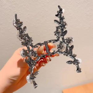 <span class=keywords><strong>กิ๊บ</strong></span>ติดผมโลหะสไตล์วินเทจจีน คุณภาพพรีเมียม สีน้ำเงินเข้มลายดอกคามิลเลีย ดีไซน์หรูหรา สีเงินธรรมชาติ แข็งแรงทนทาน - Product Image 4