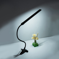 8W Led Clip Livre Lumière Usb Trois Couleurs Température Petite Lampe De Bureau Étudiant Dortoir Étude Chevet Lampe De Lecture Clip Lumière