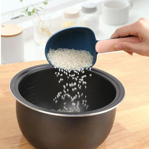 Multifunctional Rice Measuring Scoop Household <b>Plastic</b> <b>Kitchen</b> Tool with Sealing Clip for Pet Dog Food Feeding - Product Image 2