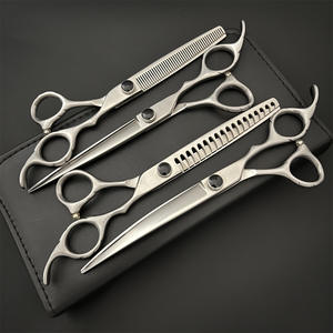 Tijeras de peluquería para mascotas, diseño de espina de pescado de acero inoxidable de 7 pulgadas, para recortar el pelo de perros, herramientas de belleza profesionales - Product Image 4